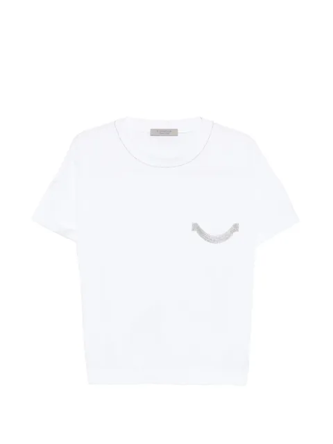 D.Exterior pocket-embellished T-shirt