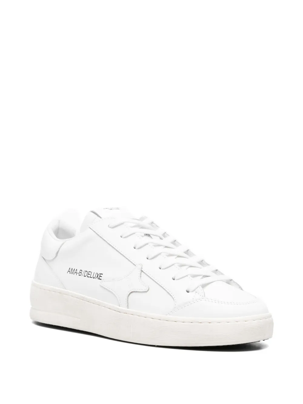 Ama Brand star-appliqué sneakers Wit