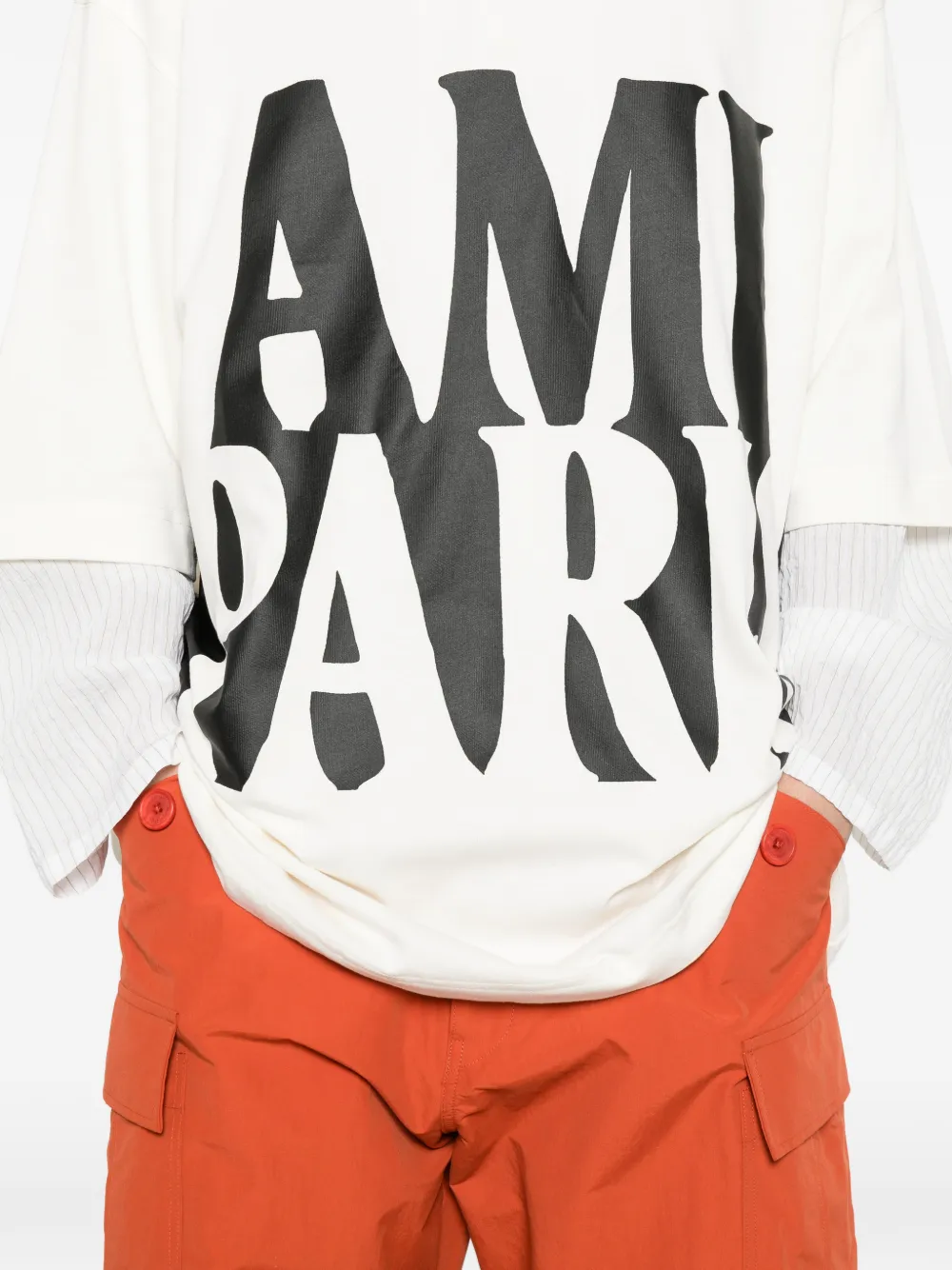 AMI Paris T-shirt met logo Beige