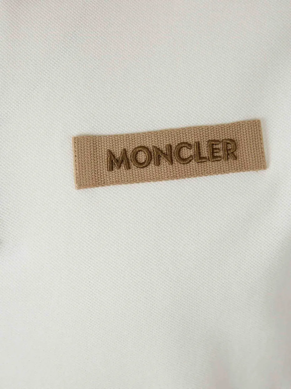 logo-stitched polo shirt