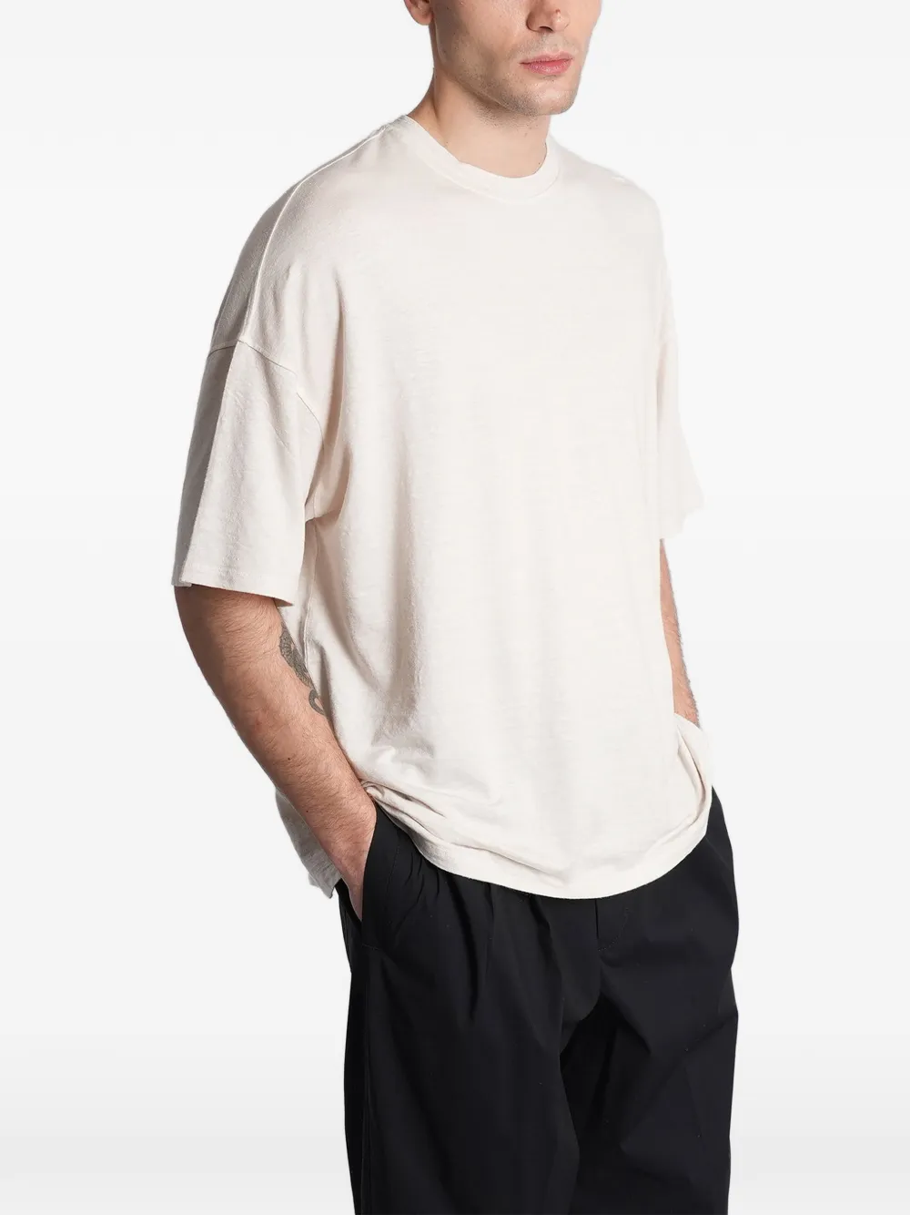 Roberto Collina Linnen T-shirt met ronde hals en korte mouwen Beige