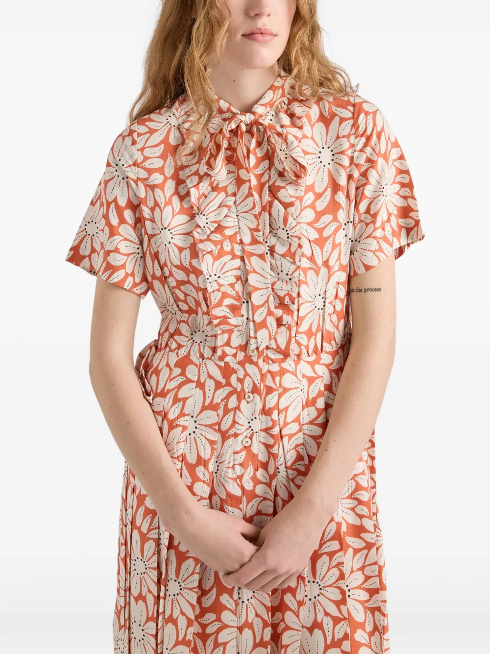 Prada Geplooide pongé jurk met print Oranje