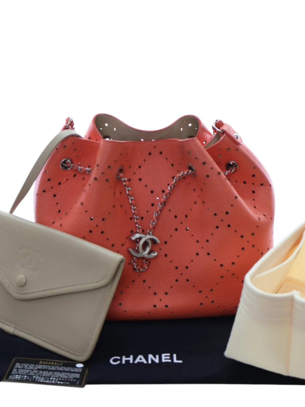 2017-2018 Medium Cc Perforated Caviar Drawstring Bucket Bag