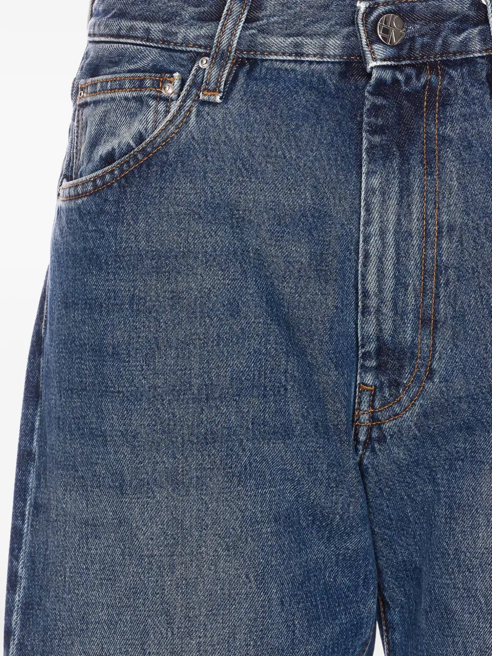 TOTEME Jeans met gedraaide patch Blauw