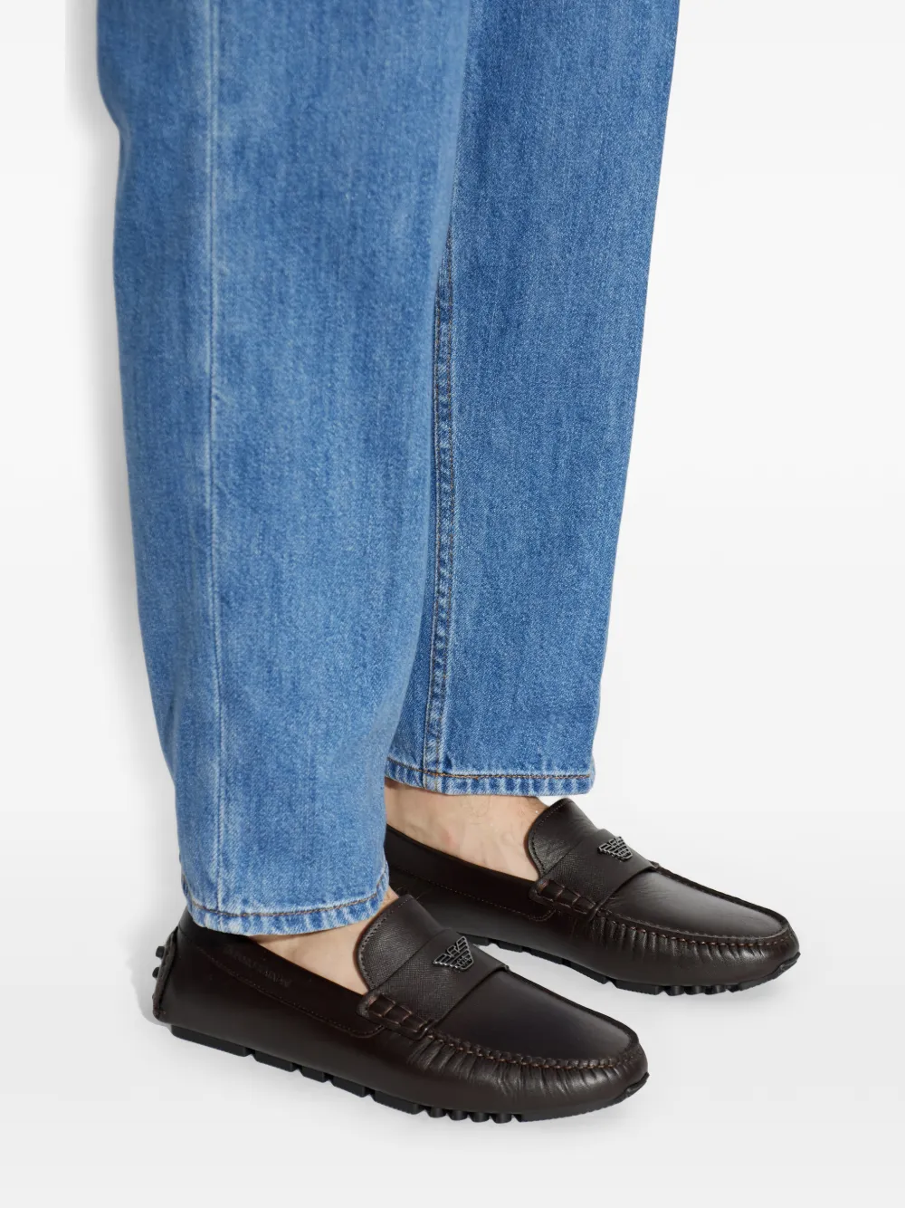 Emporio Armani Leren loafers met logo-applicatie Bruin