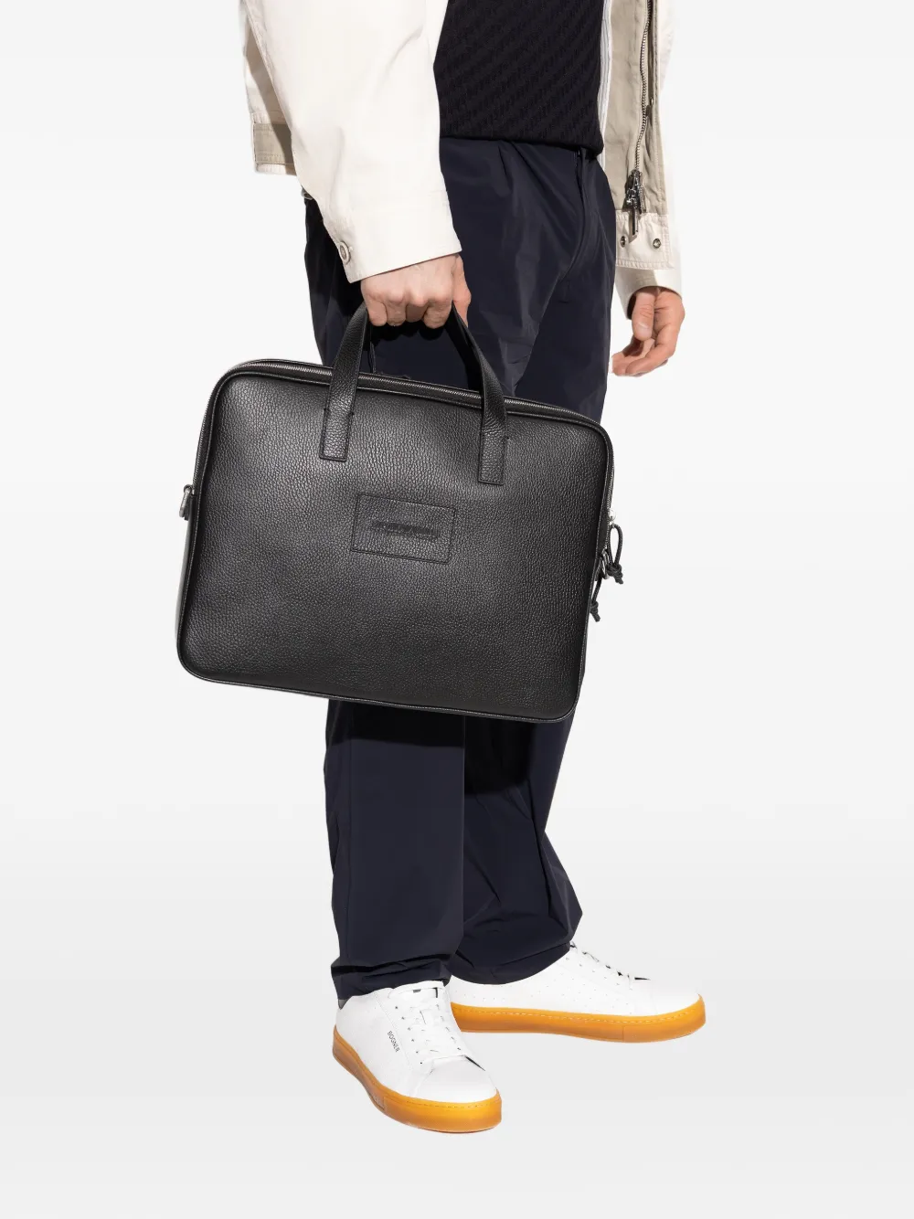 Emporio Armani Leren aktetas met reliëf Zwart