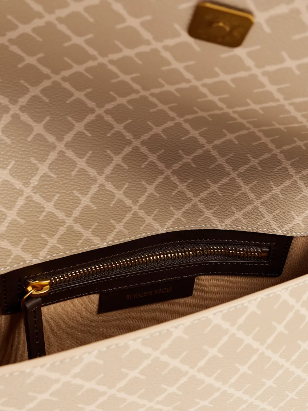 Tallie Patterned Shoulder Bag