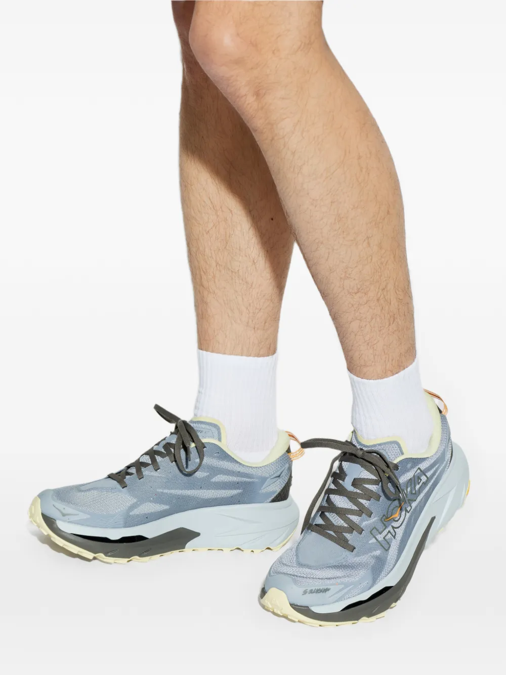 HOKA Mafate sneakers met logo Blauw