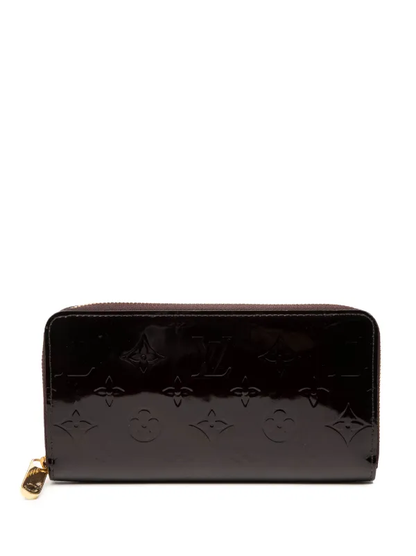 Louis Vuitton Pre-owned 2009 Monogram Vernis Zippy Wallet Long Wallets in Purple