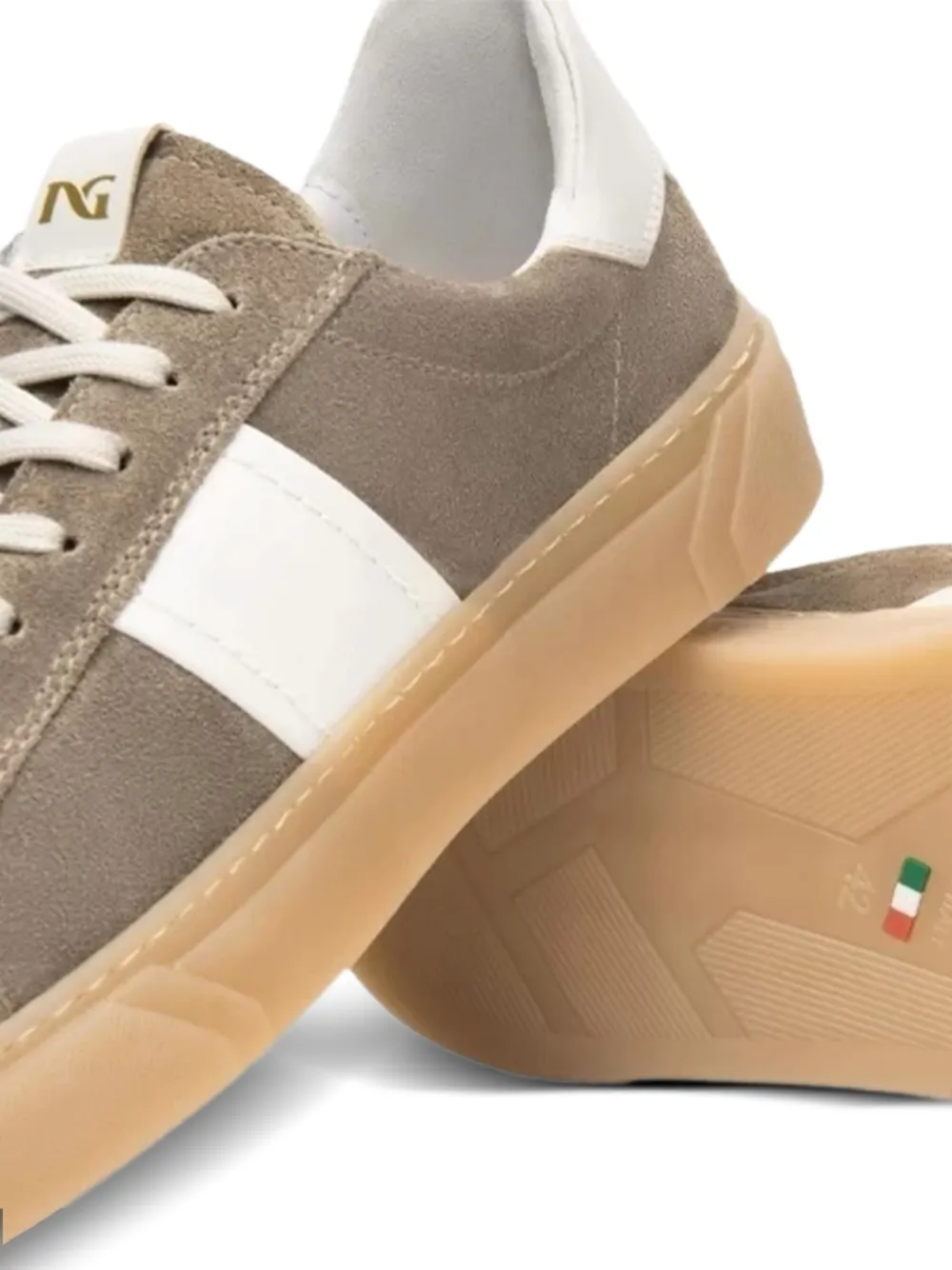 NERO GIARDINI stripe suede sneakers Grijs