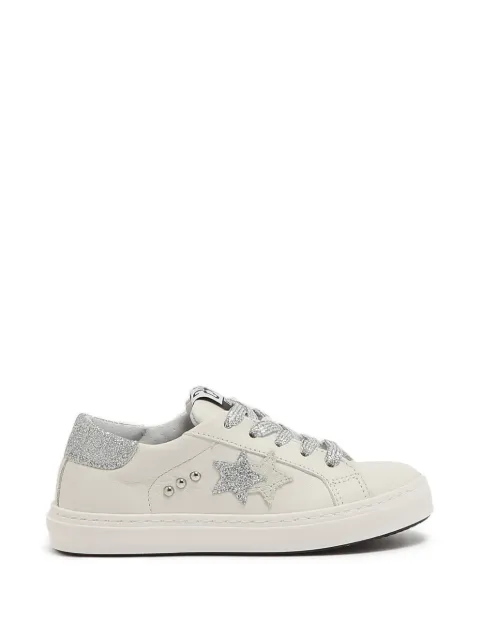 2 Star Kids star-appliqué sneakers