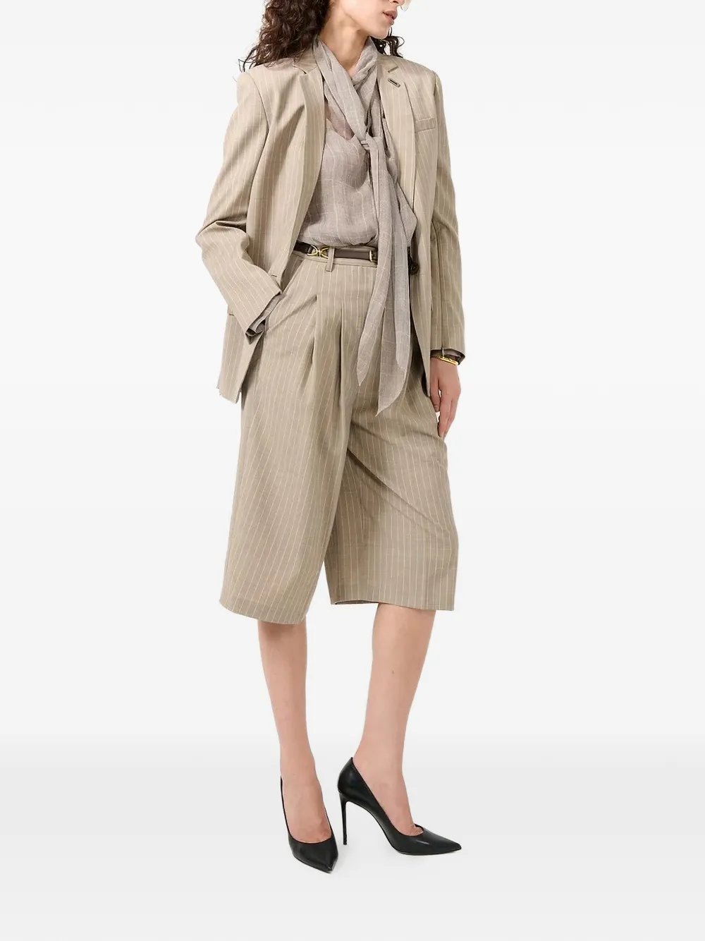 Barbara Bui Bermuda shorts met krijtstreep Beige