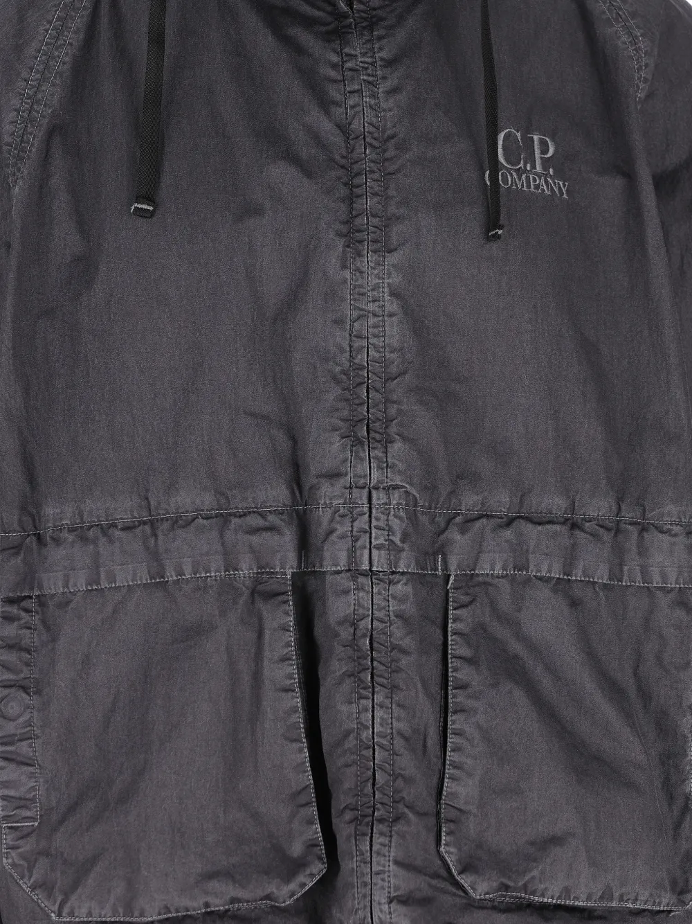 C.P. Company Jack met capuchon en zak Zwart