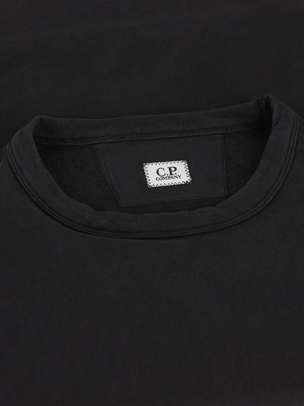 C.P. Company Sweater met knoopdetail Zwart