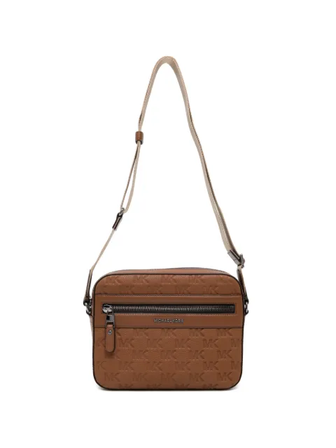 Michael Kors Jet Set messenger bag