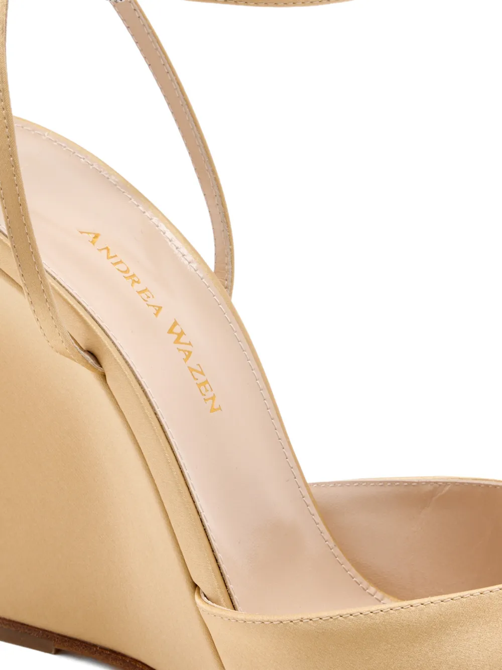 Andrea Wazen Loulou muiltjes met enkelbandje Beige