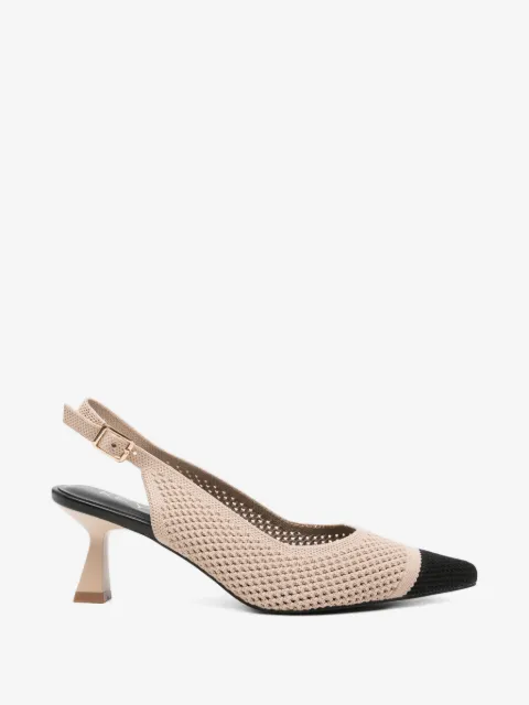 KEYS black-pointed pumps