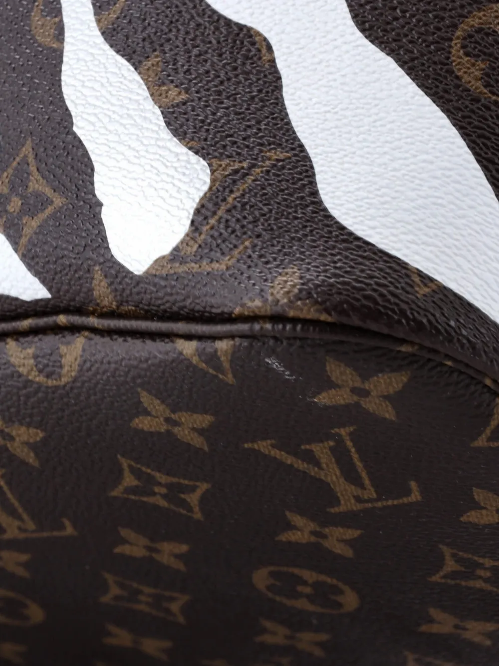 Neverfull Nm Limited Edition Lol League Of Legends Monogram Canvas Mm Tote Bag