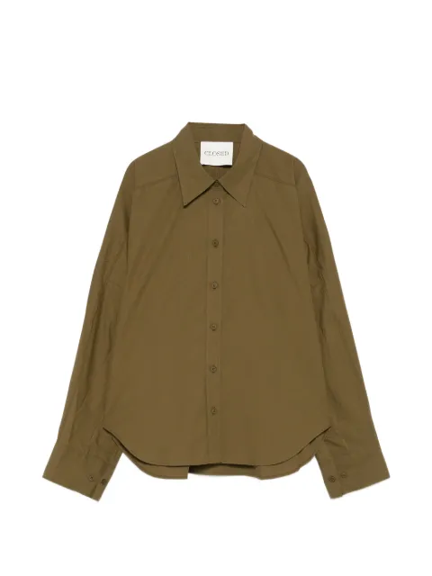 Closed buttoned shirt