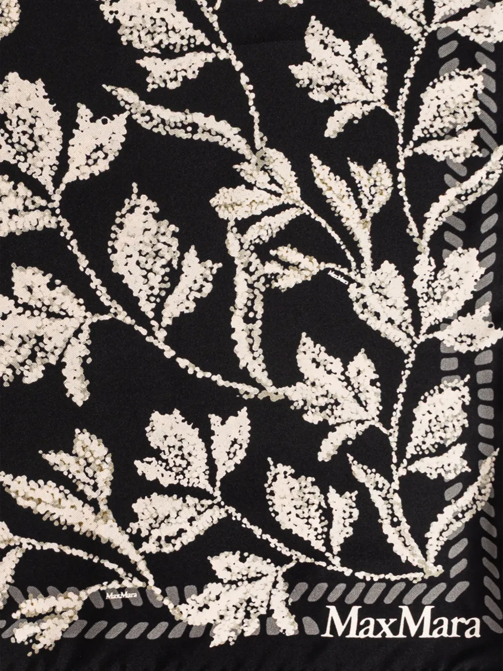  Max Mara Leaf-print Scarf - Black 