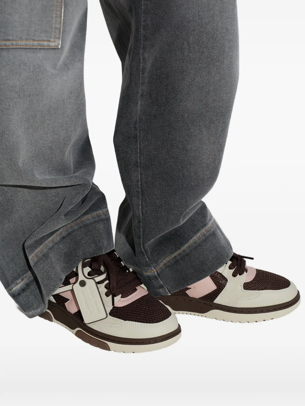 Off-White Out of Office arrow-motif panelled sneakers Bruin