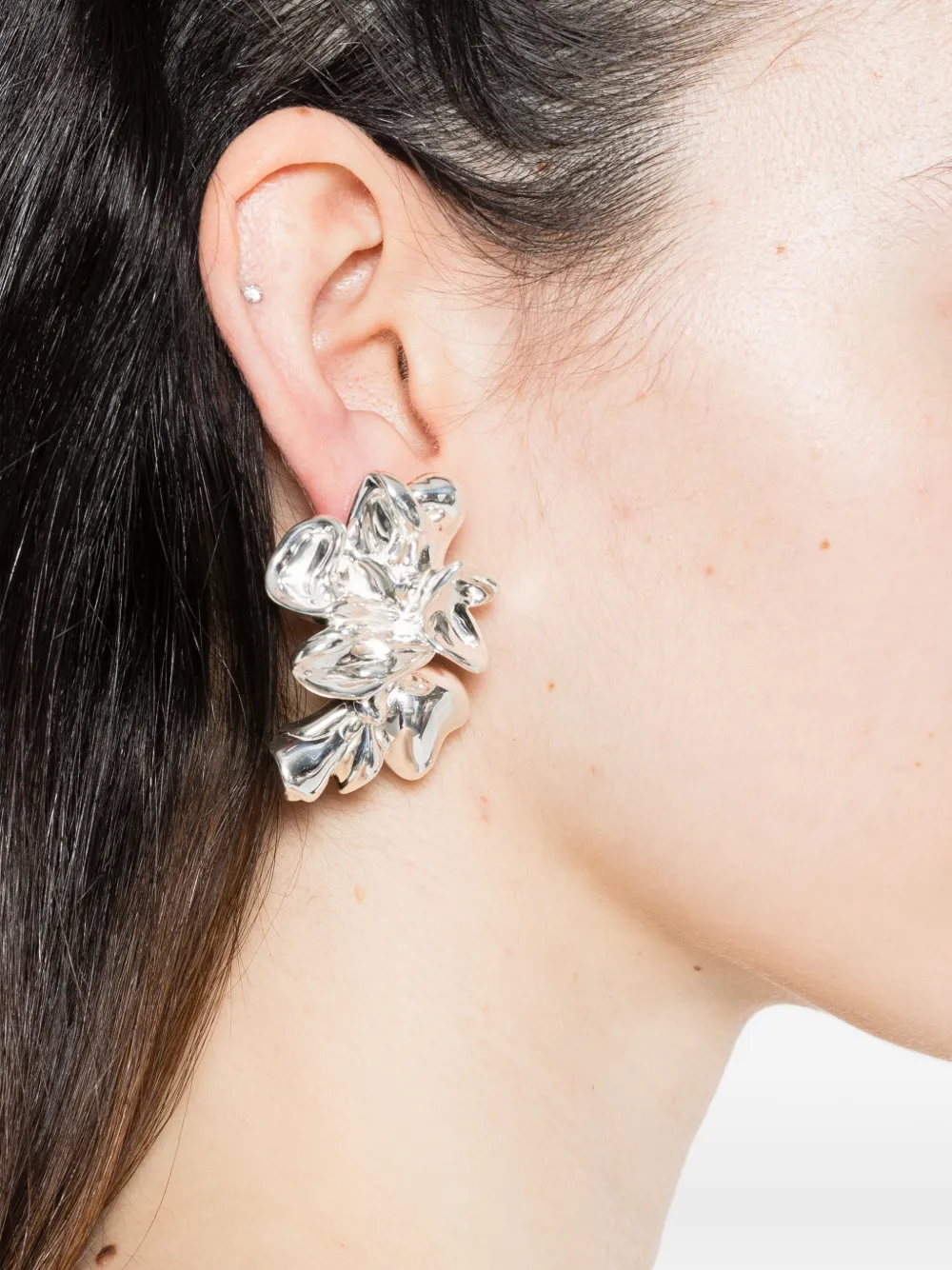  Completedworks Pendientes Con Diseño De Concha - Plateado 