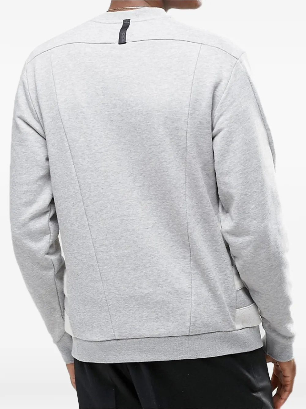 adidas Street Modern Crew sweater met logodetail Grijs