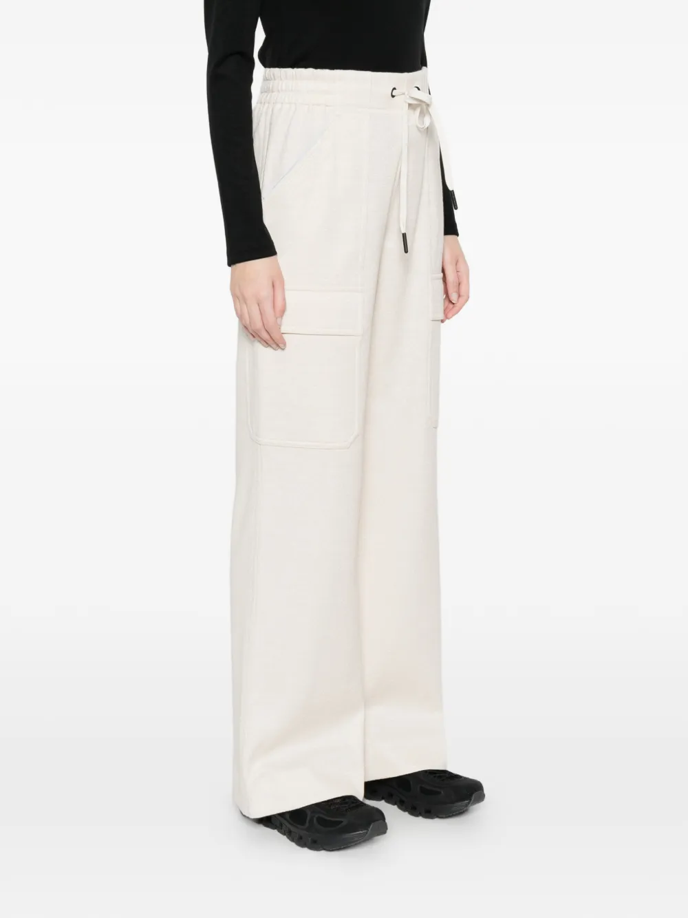 Moncler Grenoble Broek met cargo zak en trekkoord Beige