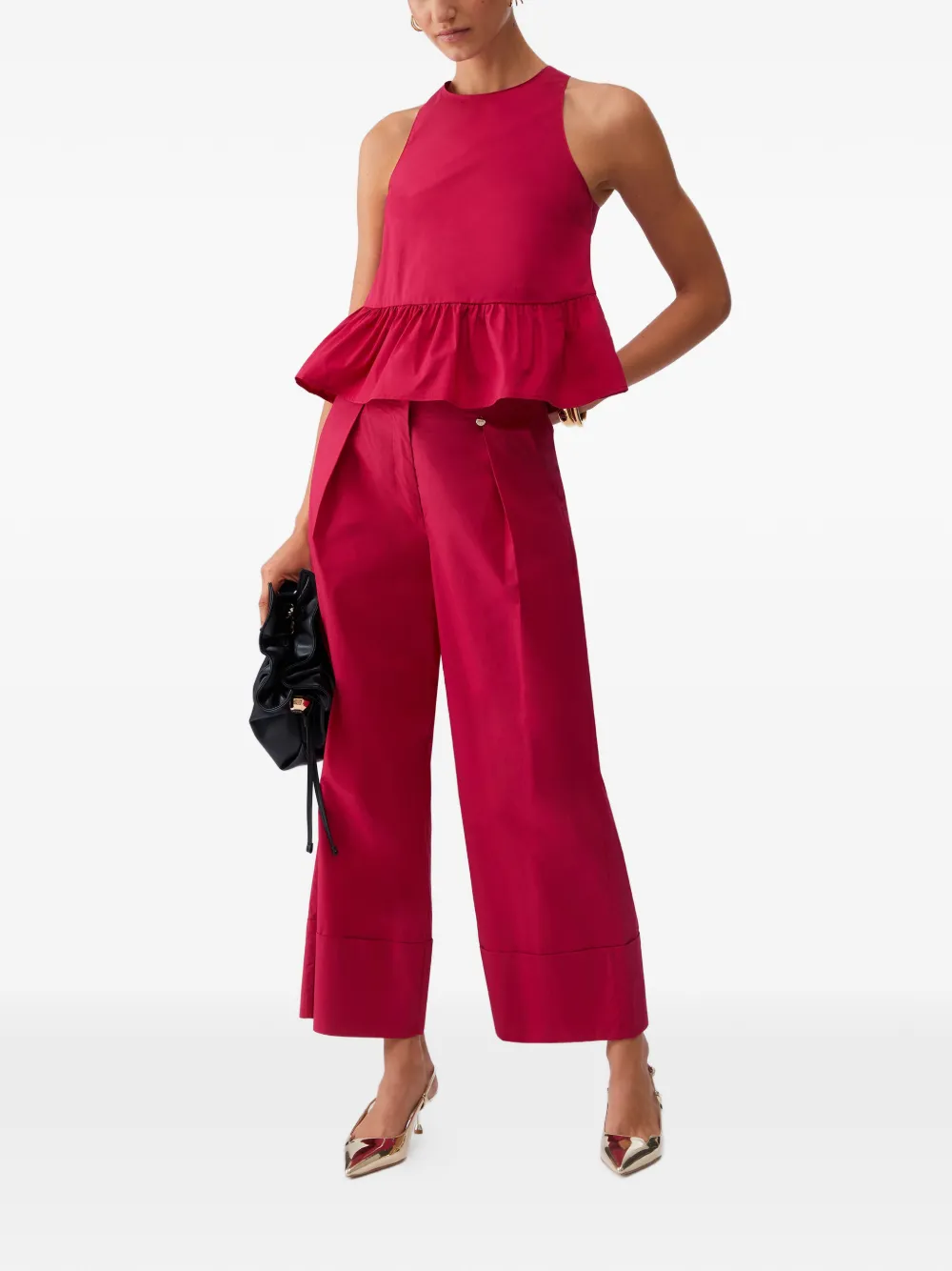 Bow-Fastening Peplum Top