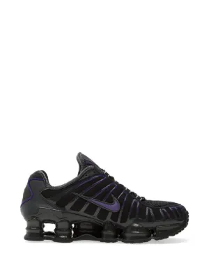 Nike Shox NZ スニーカー | ブラック | FARFETCH JP