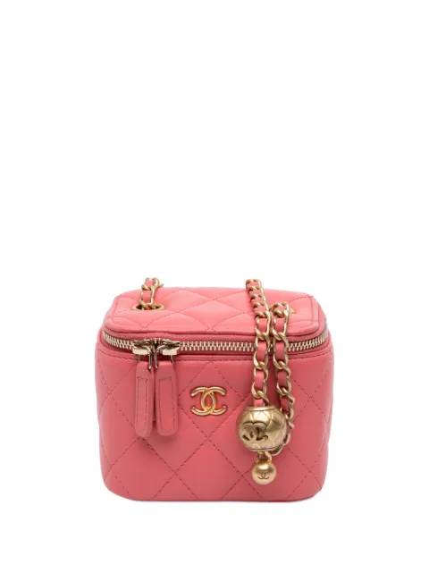 CHANEL Pre-Owned 2020 Mini Quilted Lambskin Pearl Crush Vanity Case With Chain crossbody bag