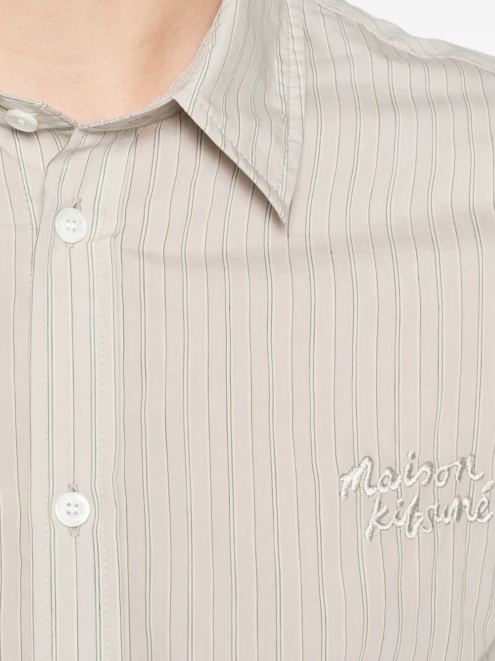 Maison Kitsuné Gestreept overhemd Beige