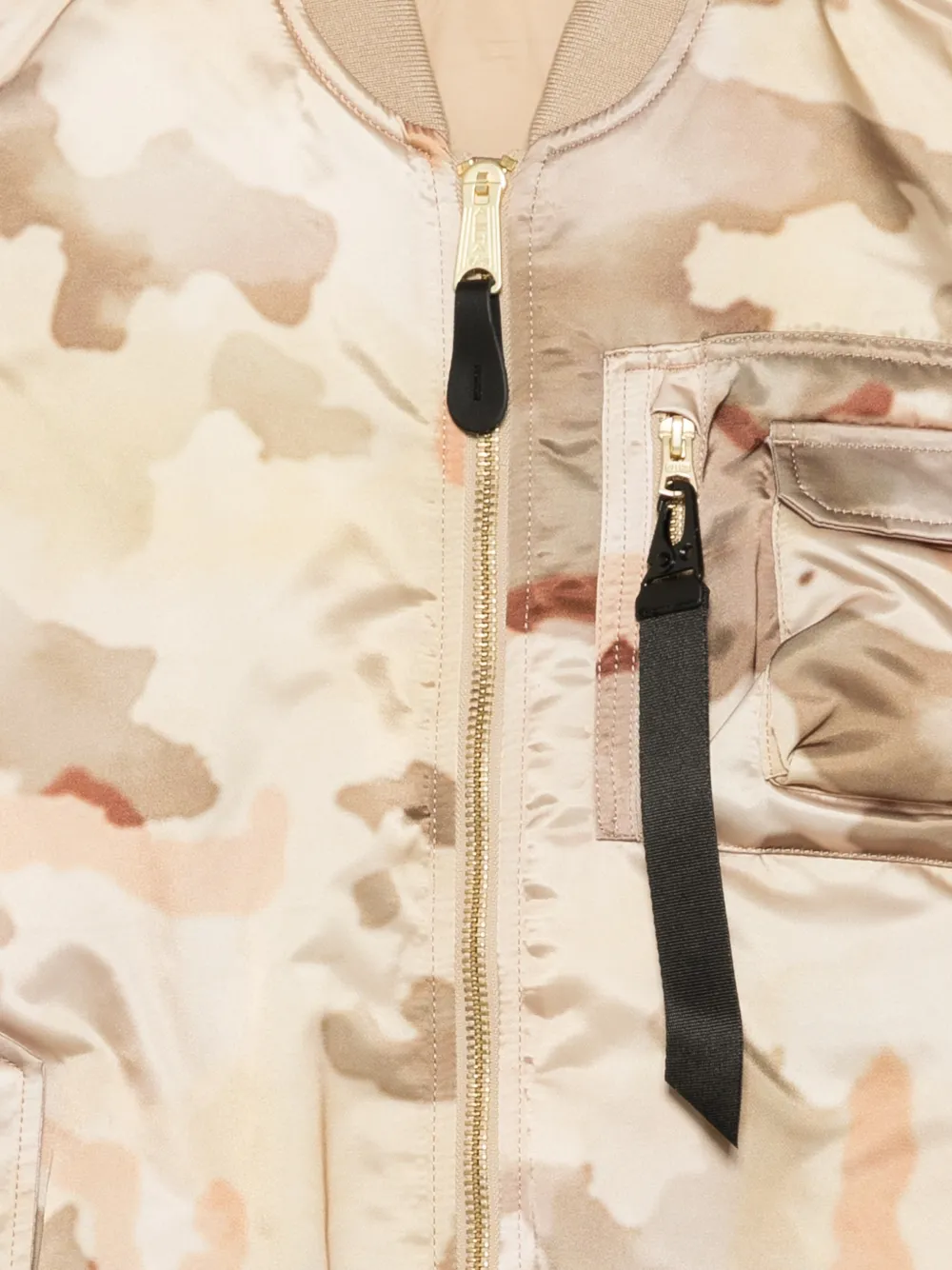 Alpha Industries MA-1 bodywarmer met camouflageprint Beige