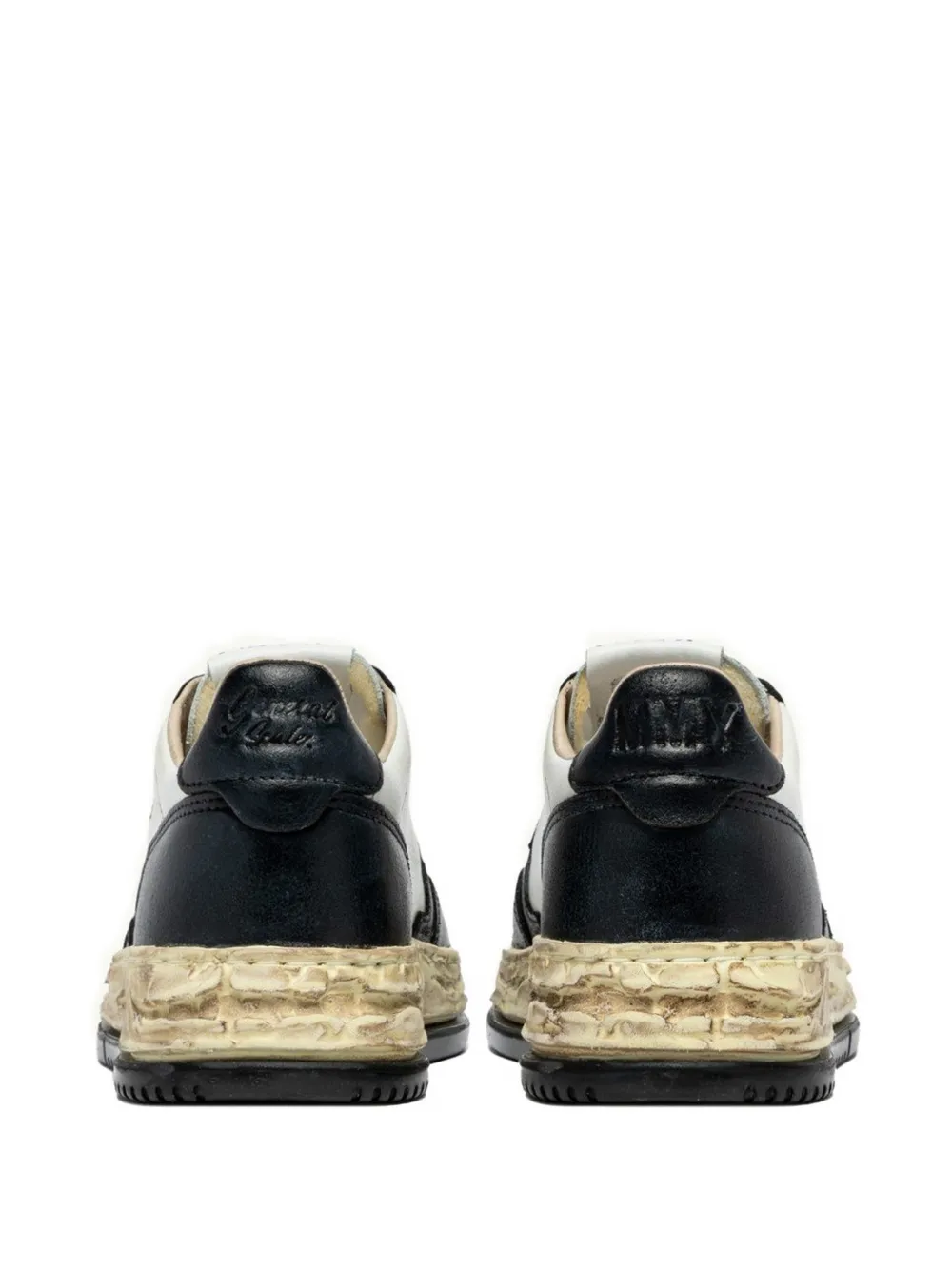 Autry x Maison Mihara Yasuhiro geperforeerde sneakers Zwart