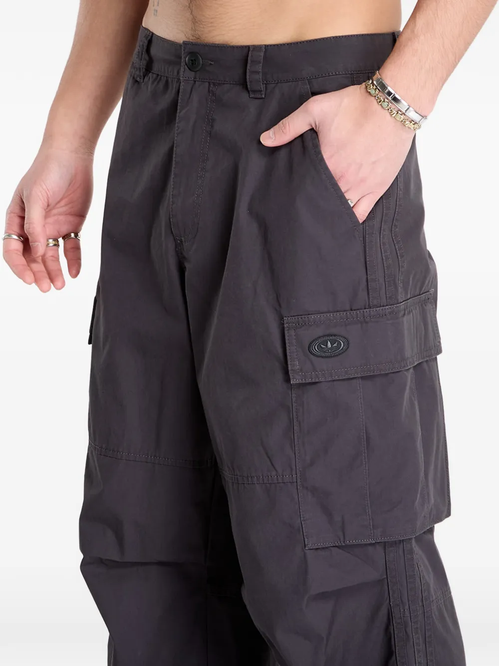adidas Cargo broek met wijde pijpen Grijs