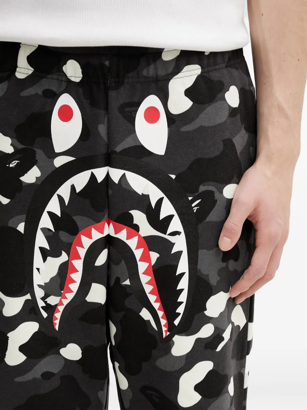 A BATHING APE CITY CAMO SHARK broek Zwart