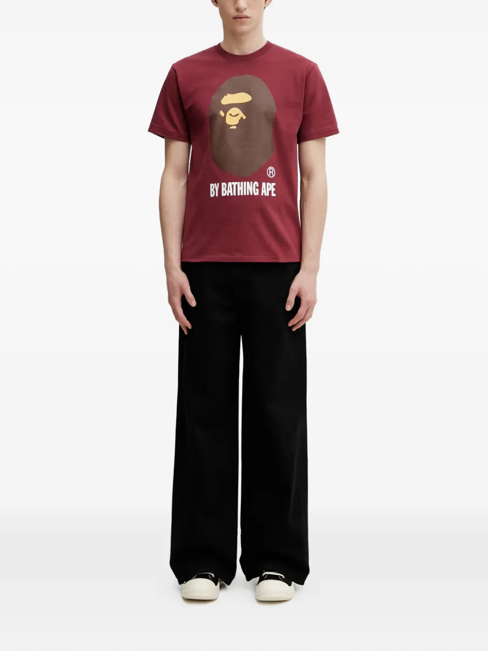 A BATHING APE T-shirt met grafische print Rood