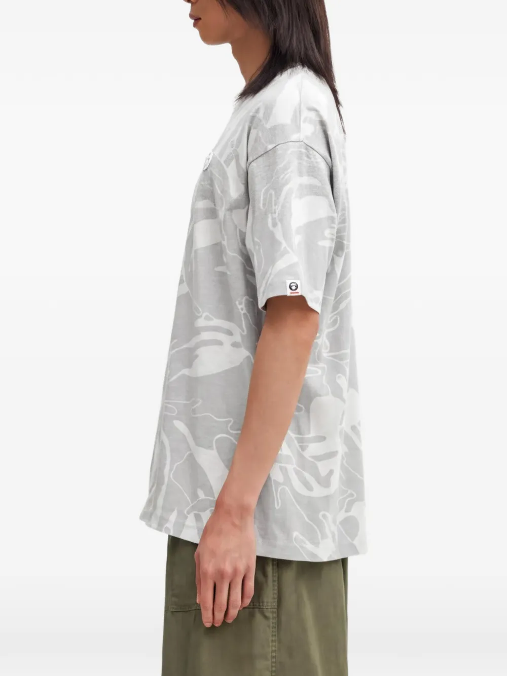 AAPE BY *A BATHING APE patterned T-shirt Grijs