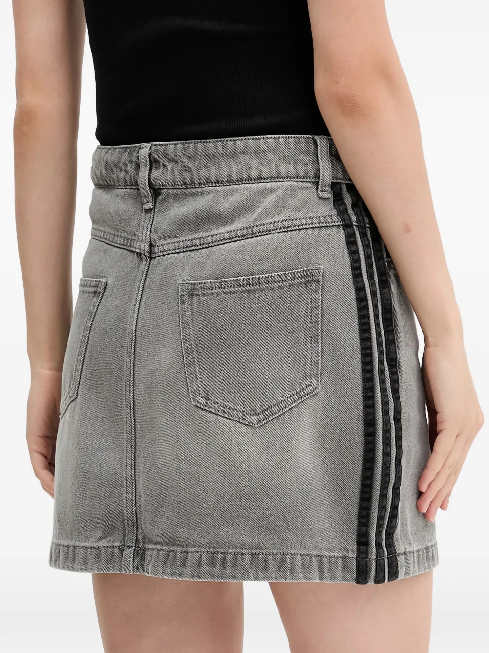 adidas Adicolor mini-rok met 3 strepen Grijs