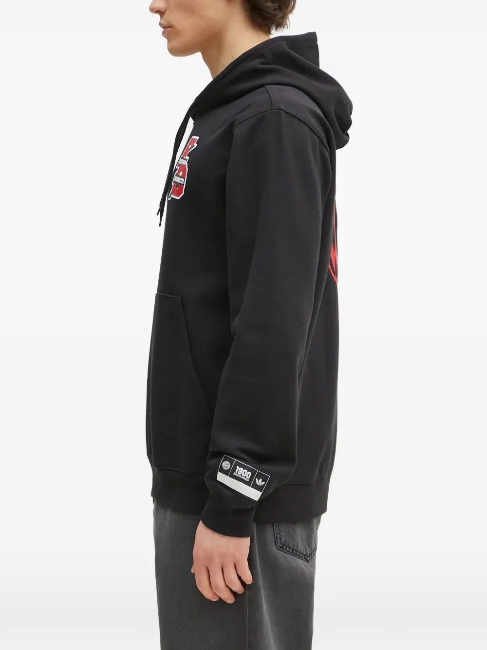 adidas FC Bayern VRCT hoodie Zwart