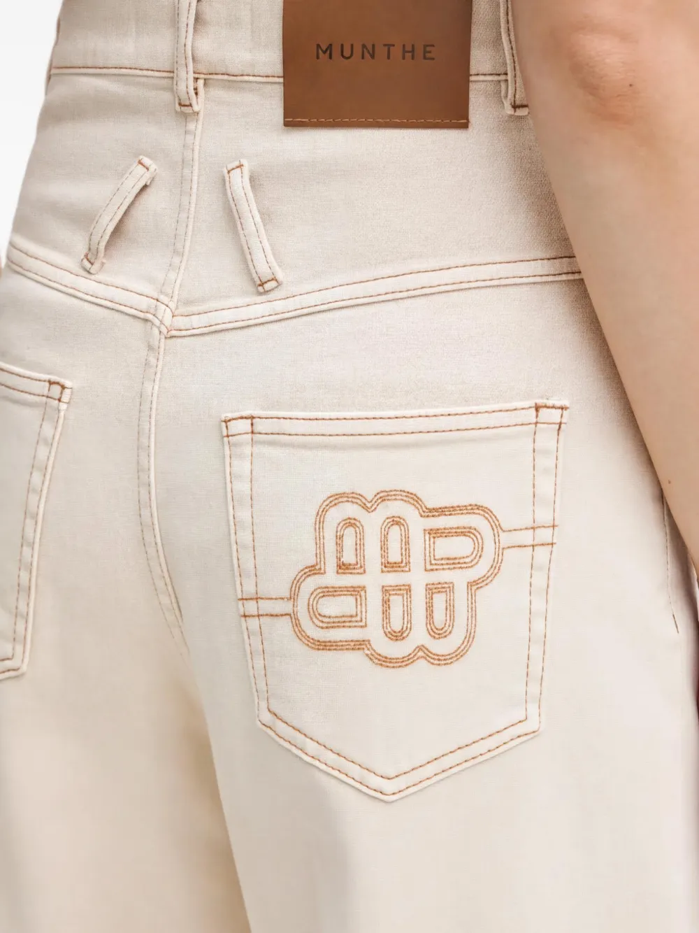 MUNTHE Rosh jeans met wijde pijpen Beige