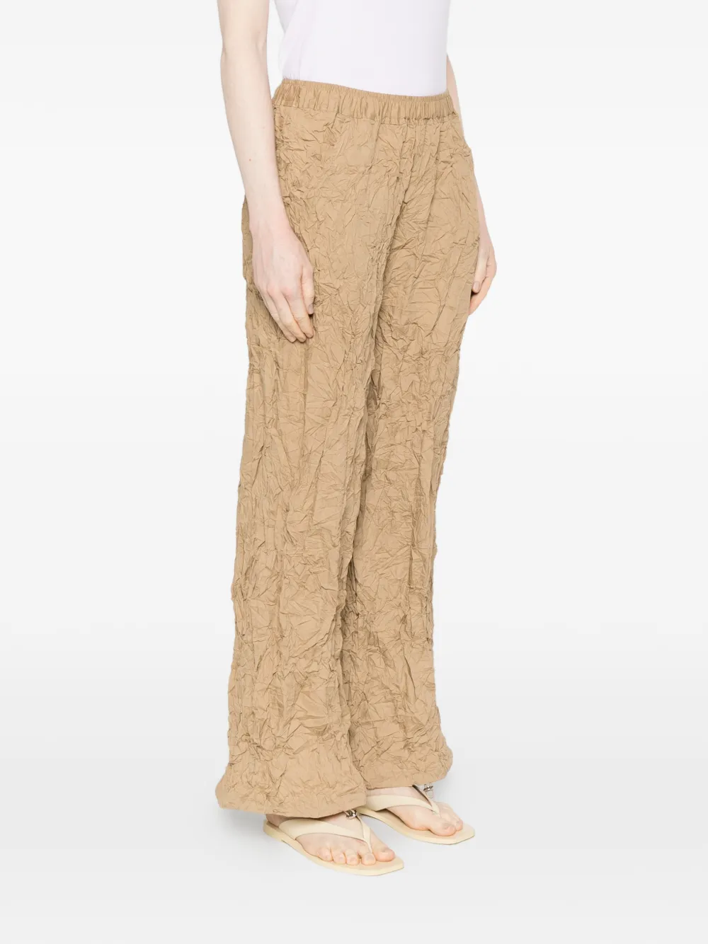  Gongdid Design Crinkled Flared Trousers - Neutrals 