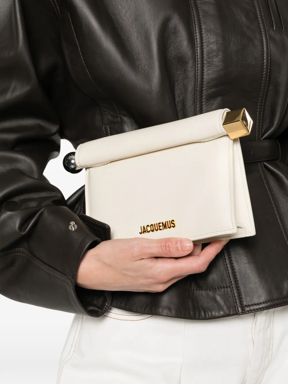  Jacquemus Pre-owned Petiti Pochette Chain-strap Clutch Bag - Neutrals 