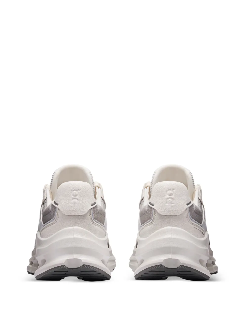 On  클라우드노바 리프트 스니커즈 | 로우탑