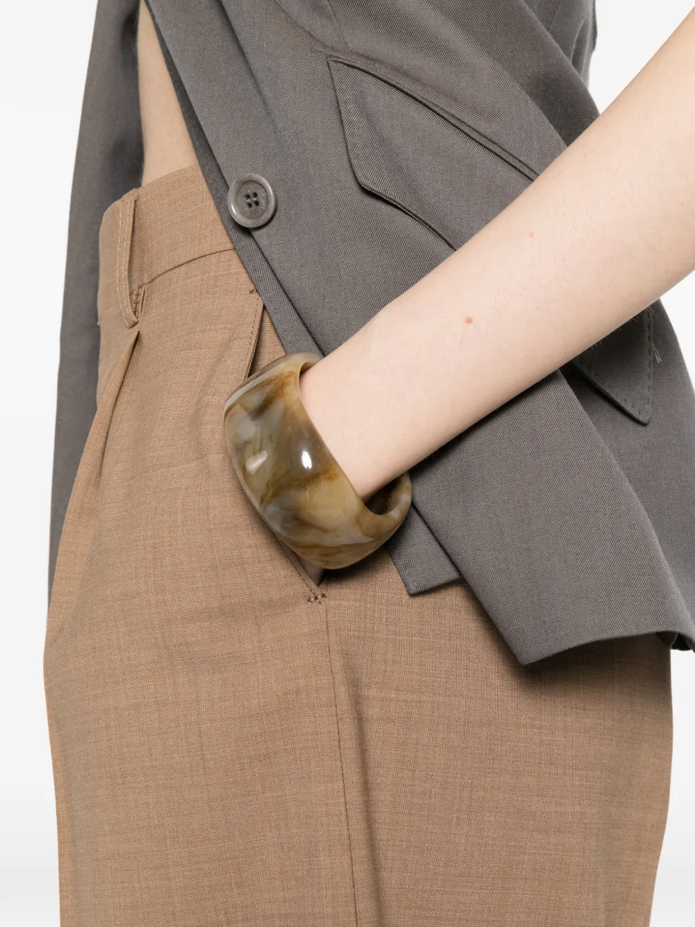 Berwich Linda geplooide shorts Bruin