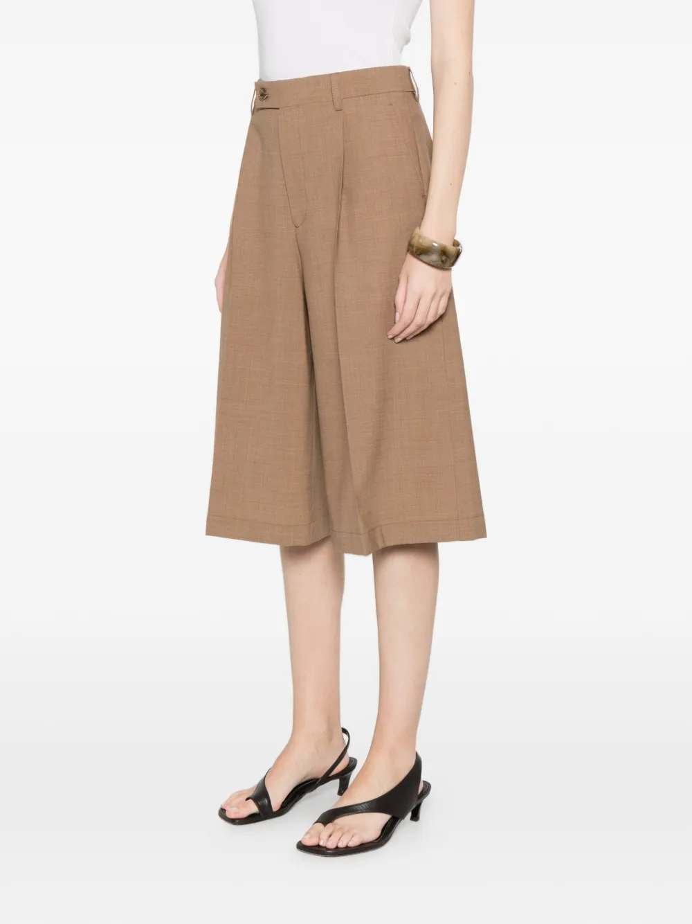  Berwich Linda Pleated Shorts - Brown 