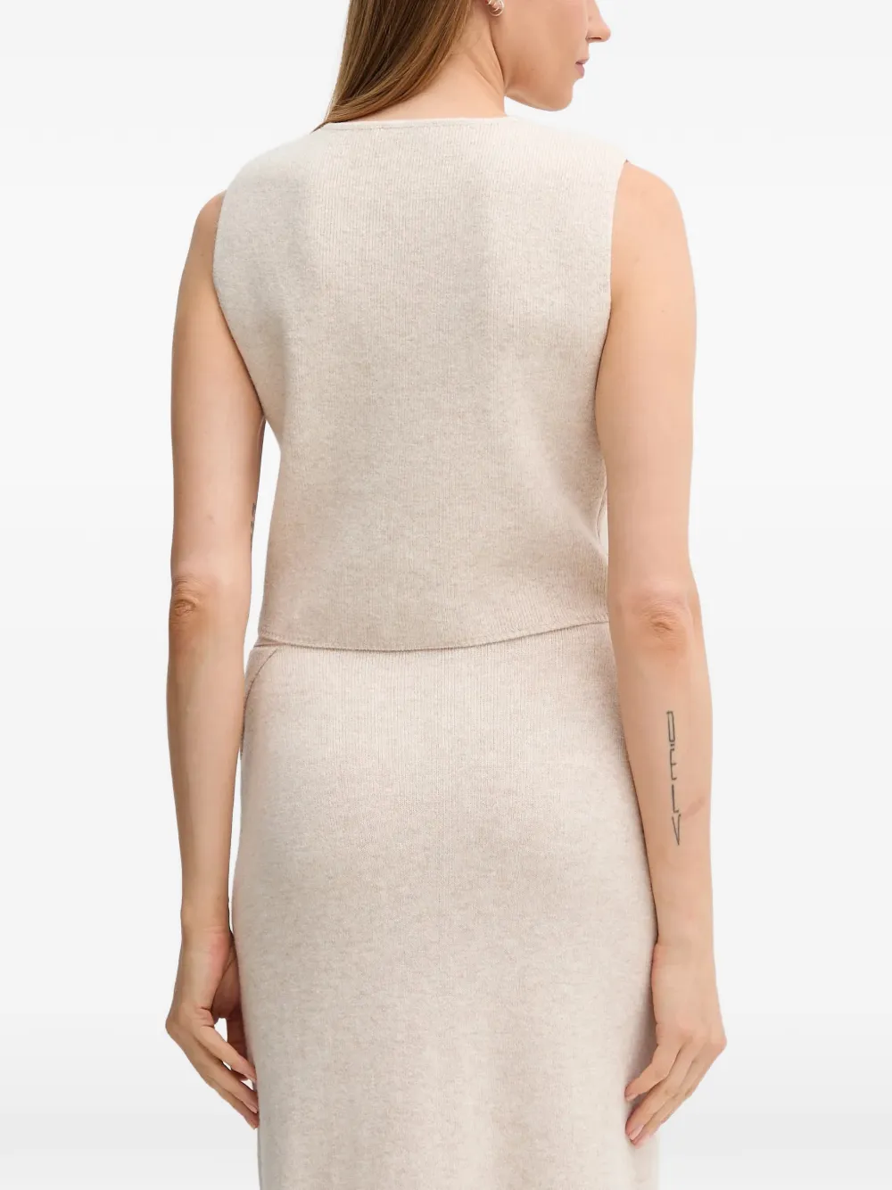 OUI button V-neck sleeveless cardigan Beige