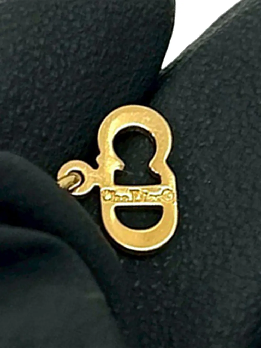  Christian Dior Pre-owned 1990-2010 Gold Plated Rhinestone Logo Oval Pendant Necklace Costume Necklace - Yellow 