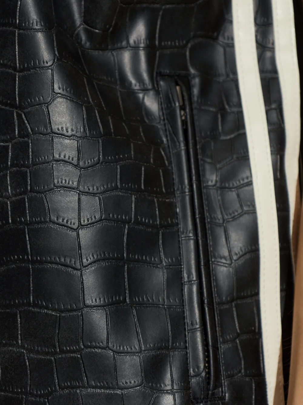 Crocodile-Effect Gilet