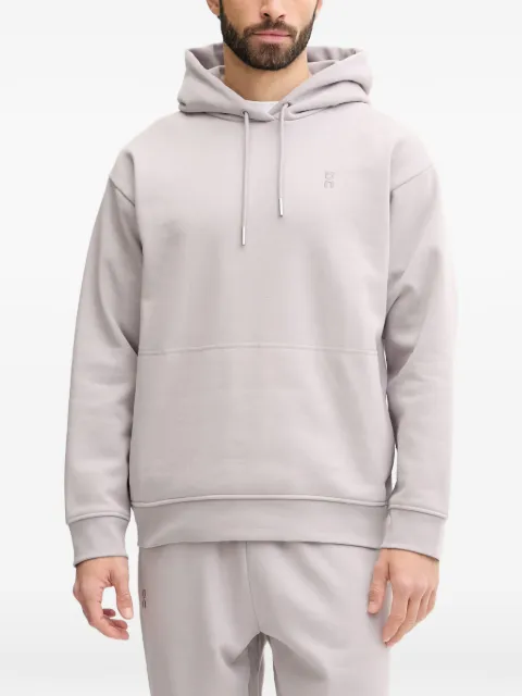 On  hoodie à logo brodé